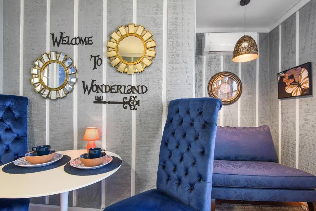 Spring-fed King Pet Friendly Apartment